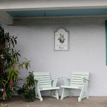 Falcon Motel Buxton Exterior photo